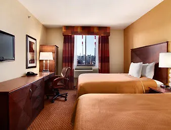 ** Hotel Howard Johnson Long Island City New York United States